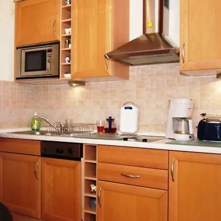 Unter Den Kolonnaden 13 * Kuehlungsborn